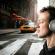 Автомобильный FM-модулятор: слушаем любимую музыку через радио